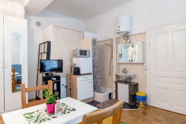 Contactless Check-In Top Located Room Netflix&Nespresso Wien Exterior foto